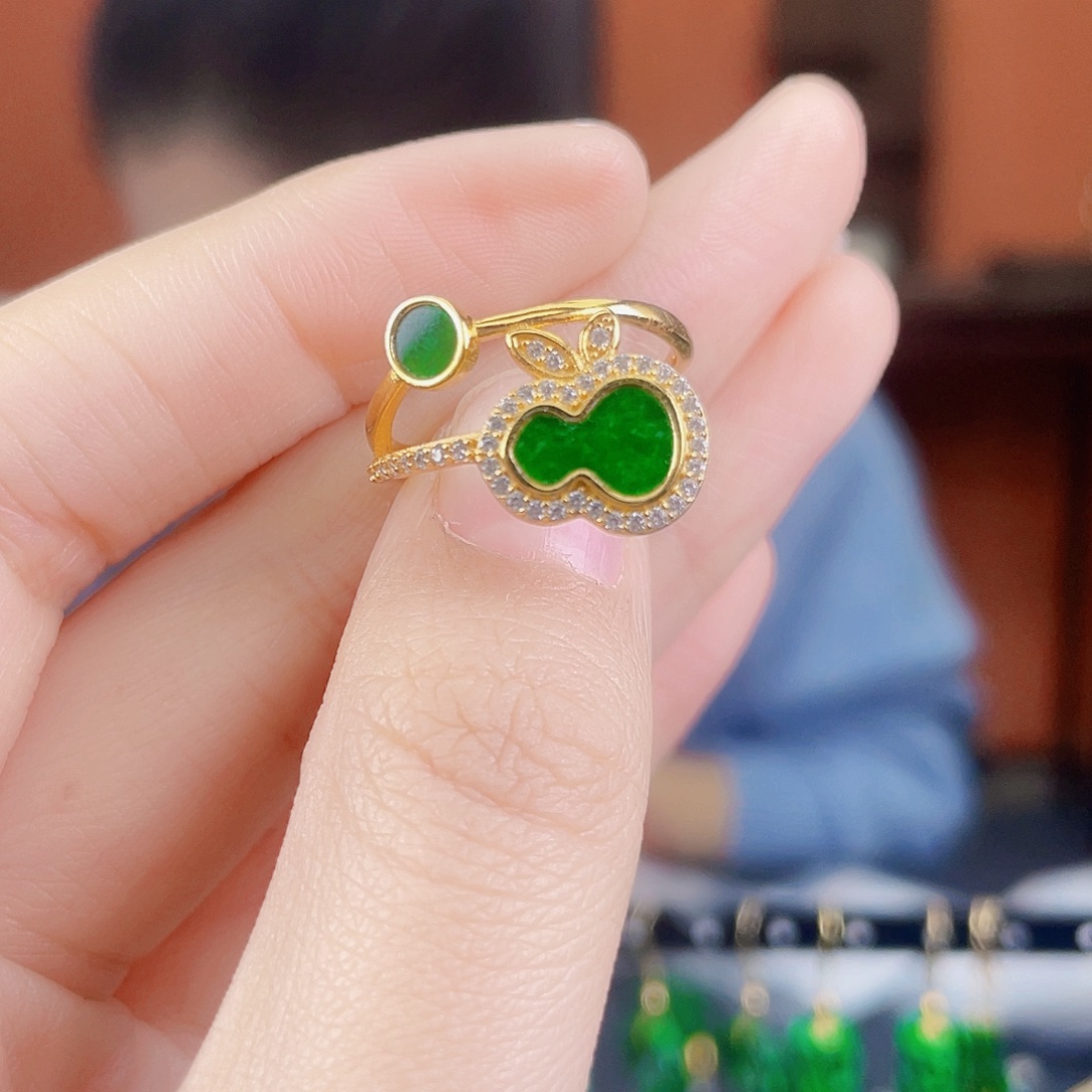 翡翠银S925镶嵌耳饰