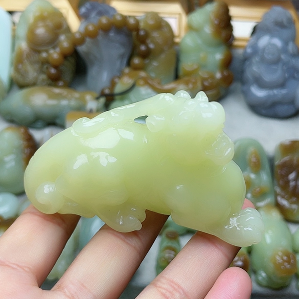 【闪购商品】未镶嵌和田玉挂件爱***世