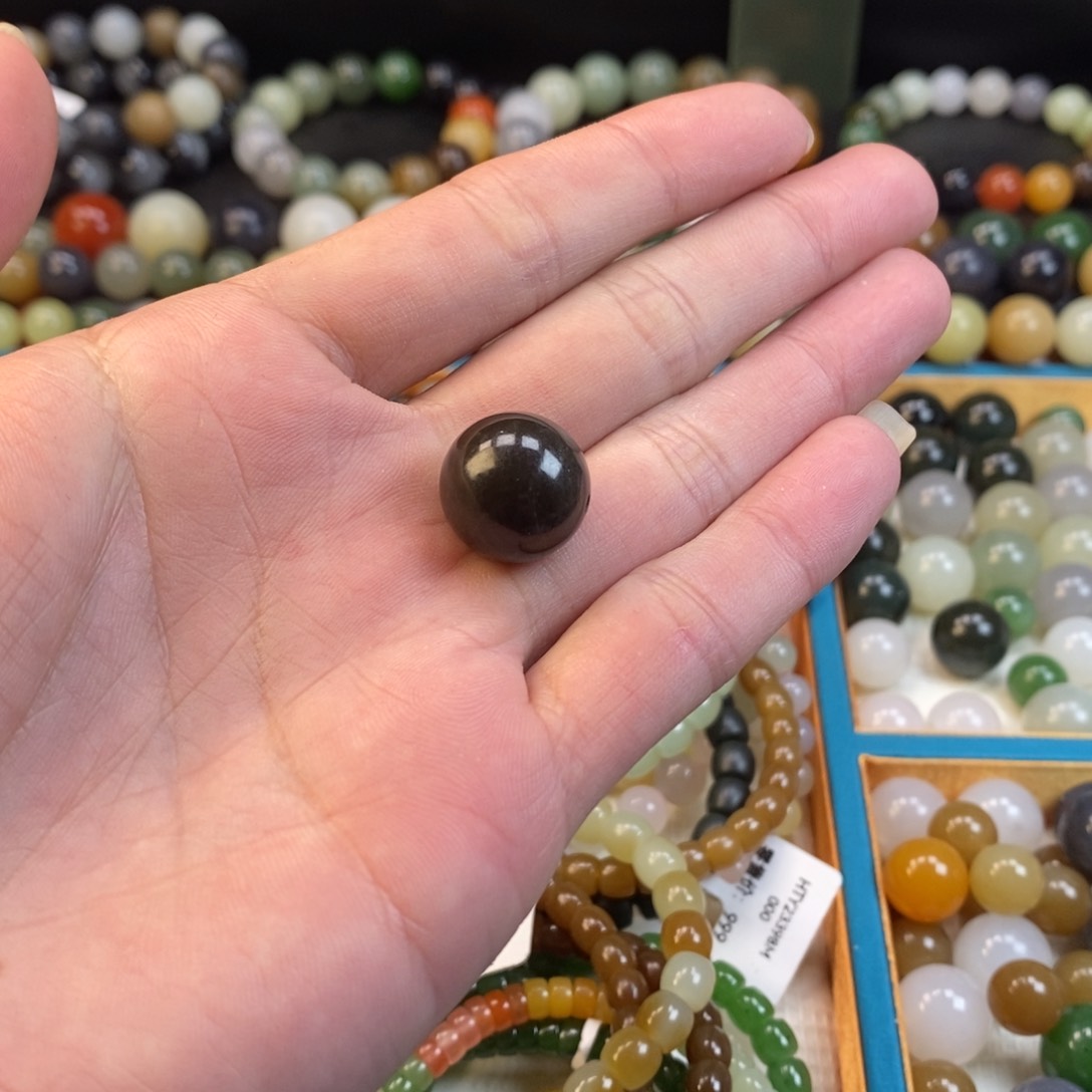 和田玉手串未镶嵌卡16巧克力糖单珠