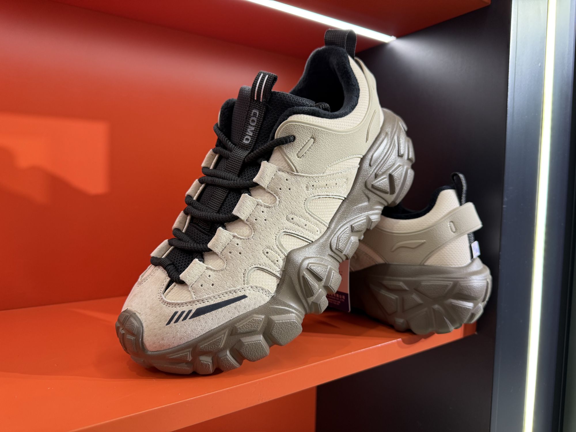 5082男士新款冬季加绒运动鞋老爹鞋百搭新疆本地仓