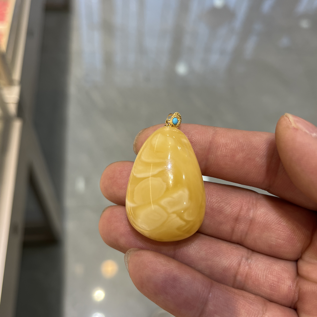天然蜜蜡水滴吊坠配18k金扣头