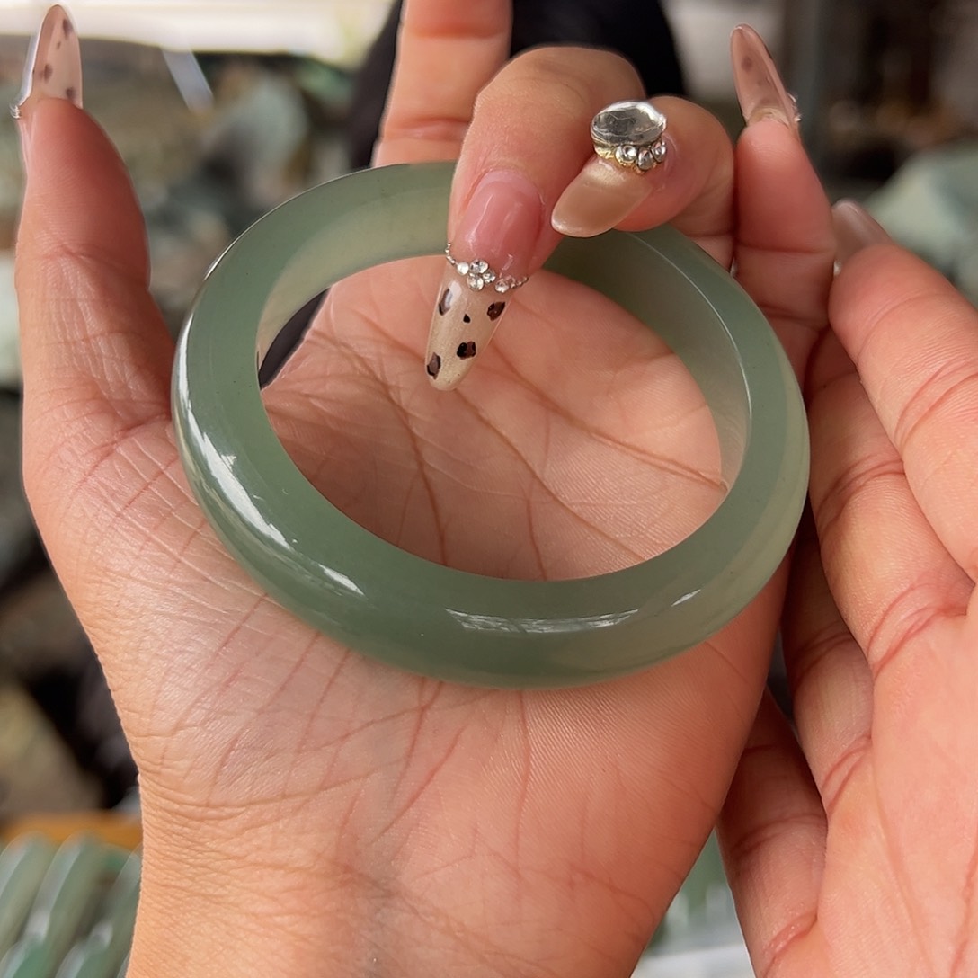 绿东陵冰晴水手镯