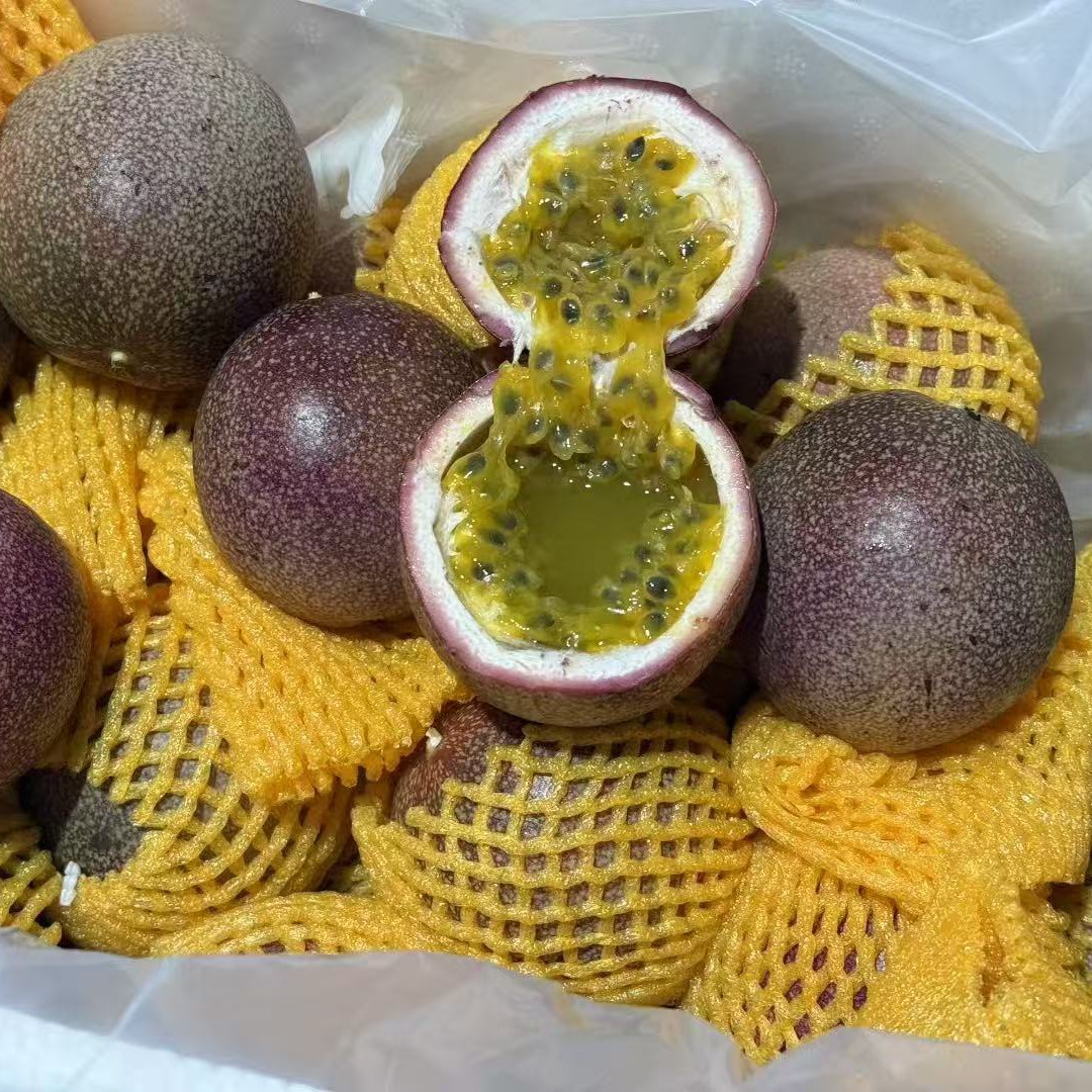 【果真不错】水蜜桃百香果 带有蜜桃和凤梨香，汁水满满，香甜可口2斤