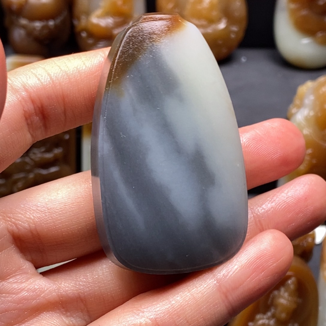 和田玉挂件未镶嵌