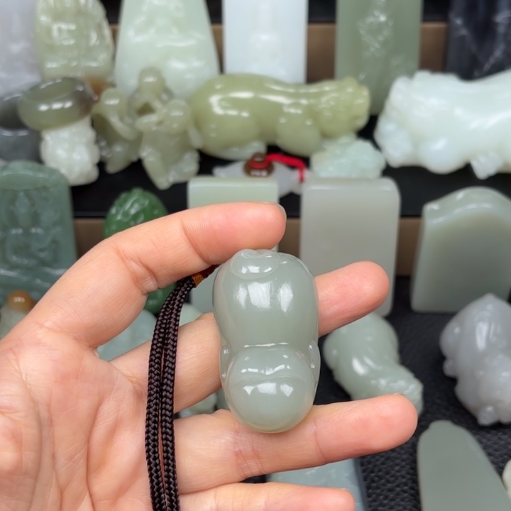 颈饰未镶嵌和田玉神***集