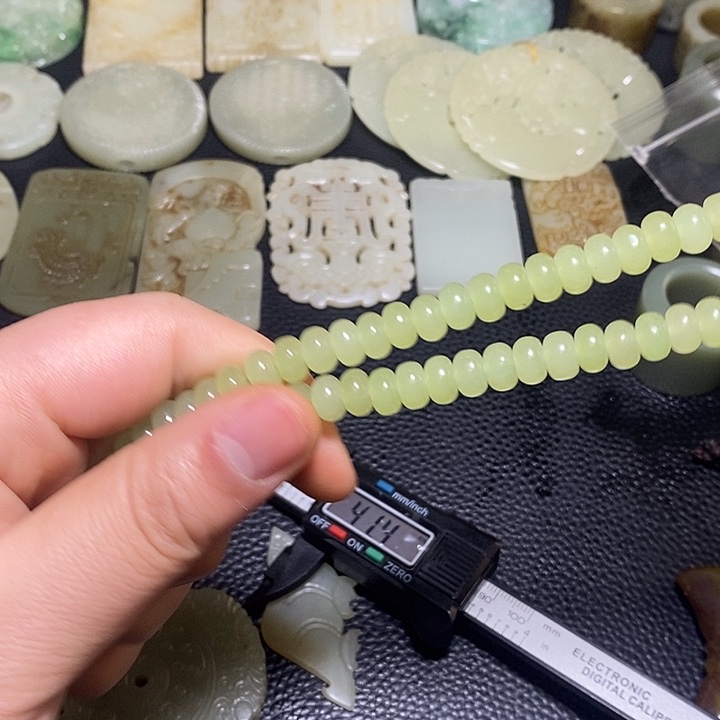 和田玉（糖玉）未镶嵌颈饰