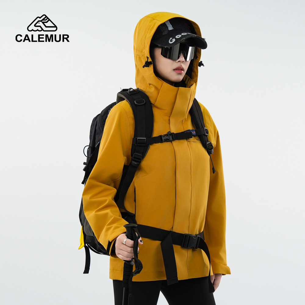 CALEMUR/凯莱牧三合一运动冲锋衣硬壳男女同款防风防水户外登山服