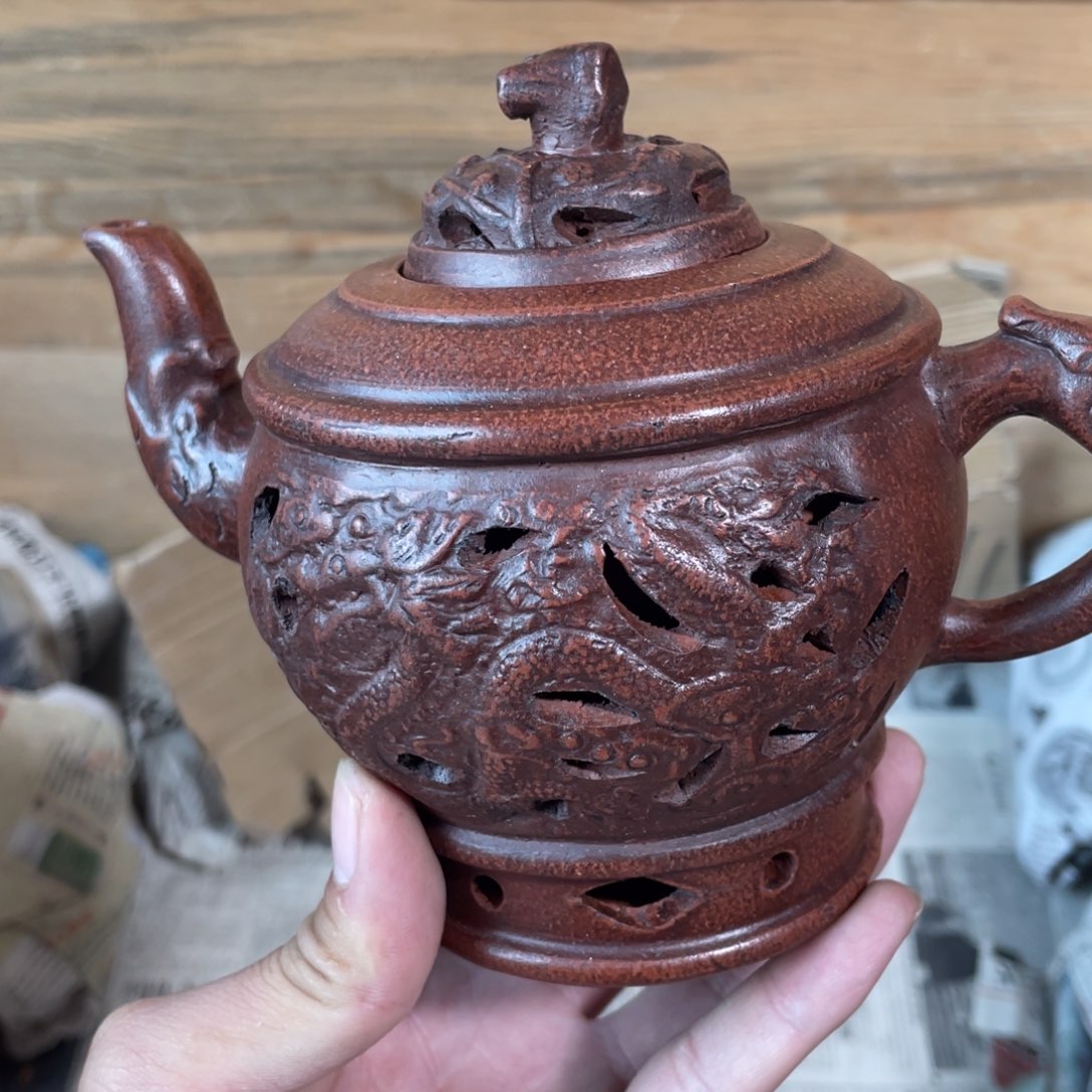 茶壶紫砂老厂紫砂壶一件。