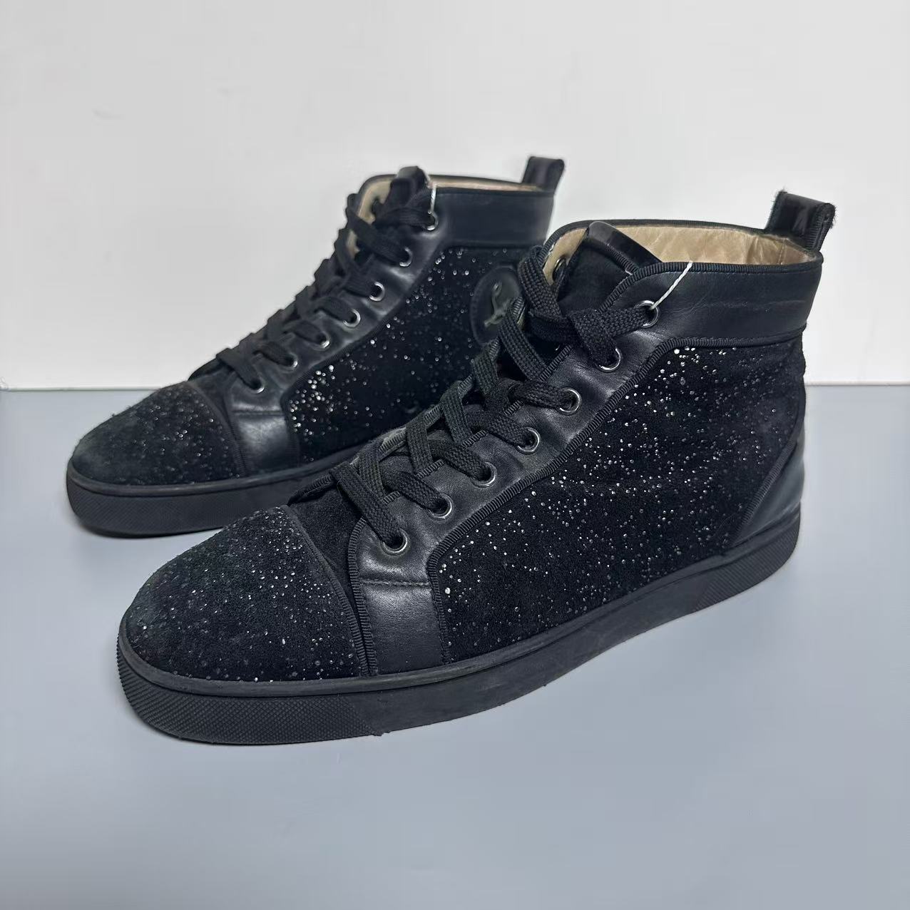 90新 Christian Louboutin/克里斯提·鲁布托 黑色麂皮高帮鞋zy065