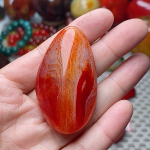 未镶嵌玛瑙/玉髓珠宝奇石红*打孔不退不换