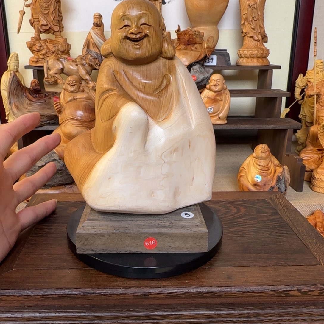 崖柏小木匠艺雕一物一拍