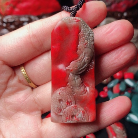 昌化鸡血石昌化鸡血石挂件