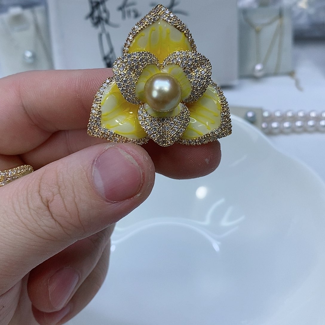 海水珍珠胸饰未镶嵌