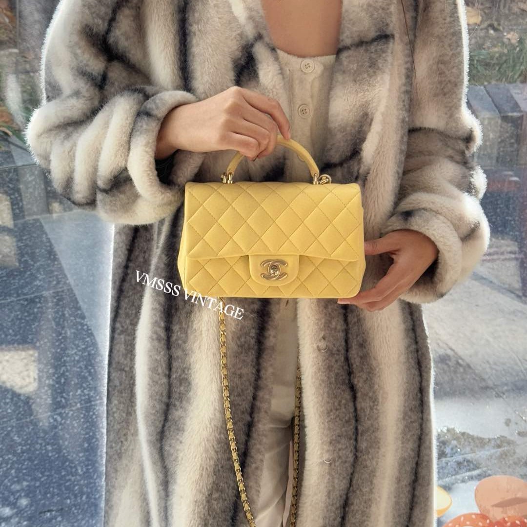 99新 Chanel/香奈儿 手柄大mini黄色羊皮芯片款单肩包/57450