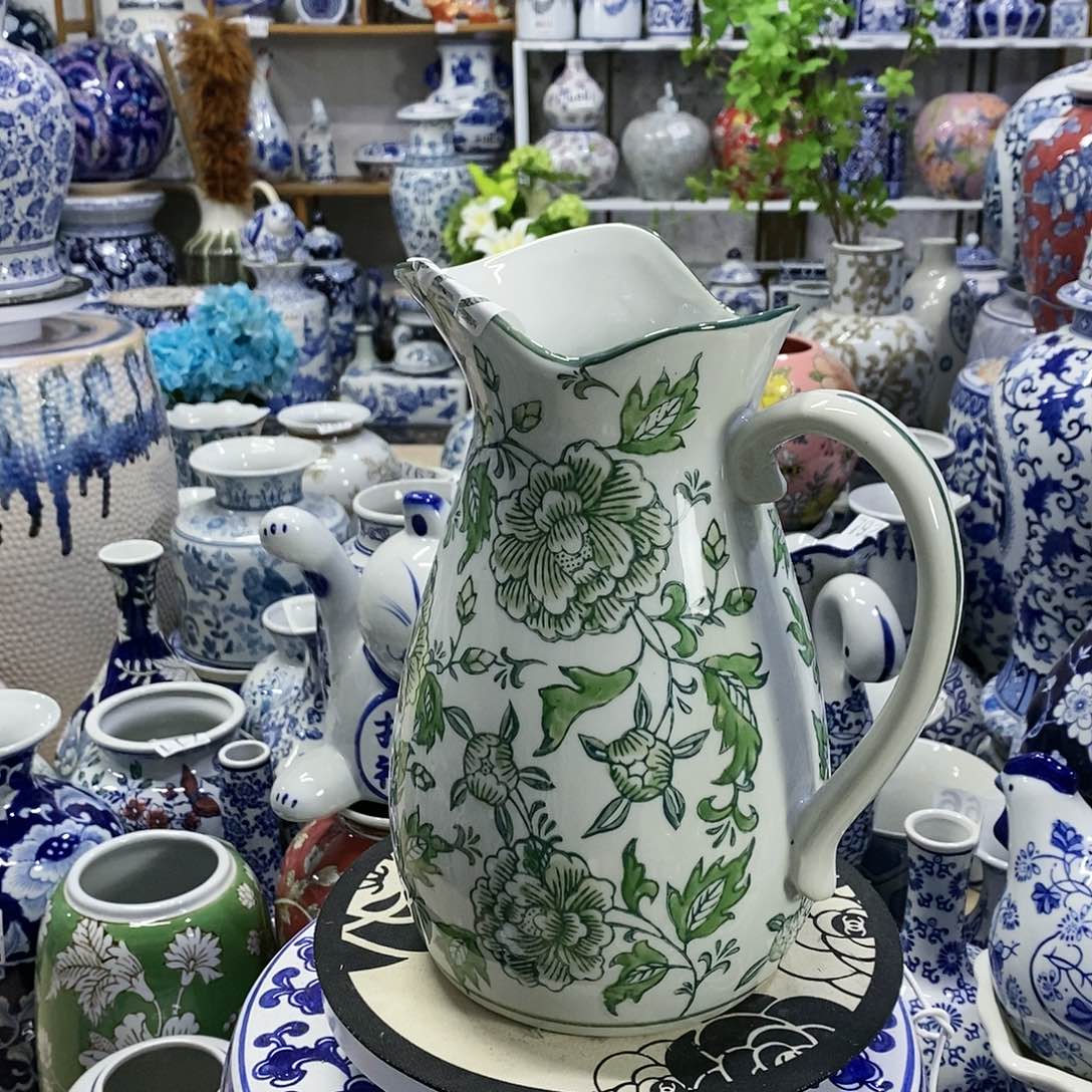 【闪购商品】摆件奶壶花瓶……