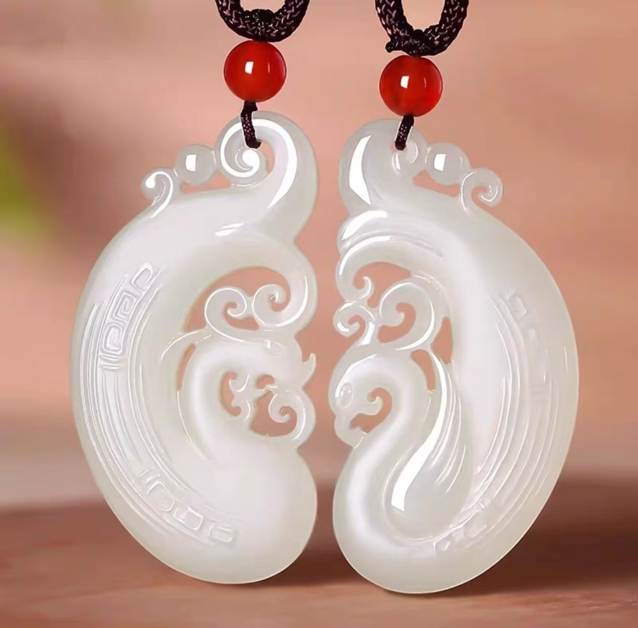 新疆和田玉苏州工艺雕刻龙凤呈祥龙凤对牌吊坠颜色纯正油润细腻