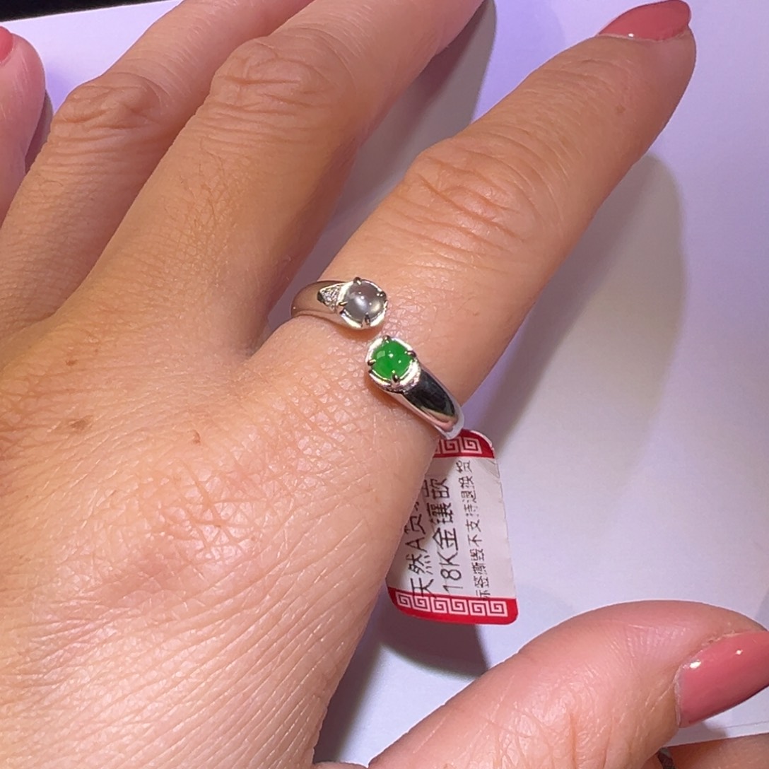 翡翠戒指18K金镶嵌戒指