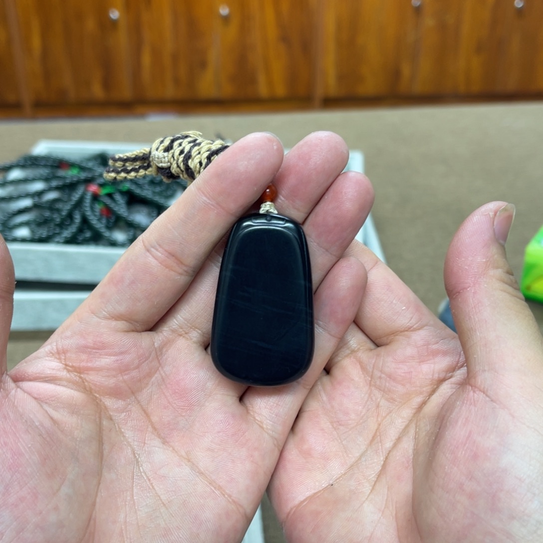 和田玉（糖玉）未镶嵌挂件