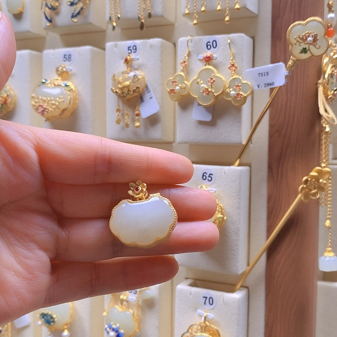 和田玉颈饰银S925镶嵌