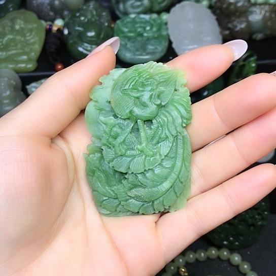 和田玉（碧玉）未镶嵌颈饰