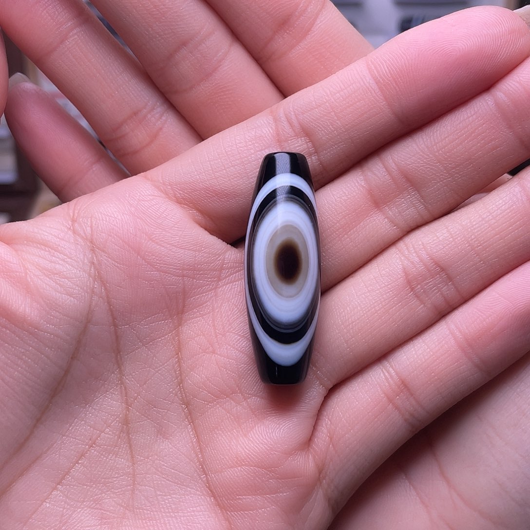 长***南玛瑙/玉髓未镶嵌颈饰