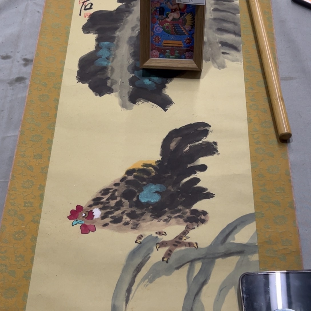 国画在****娃手绘临摹花鸟挂轴