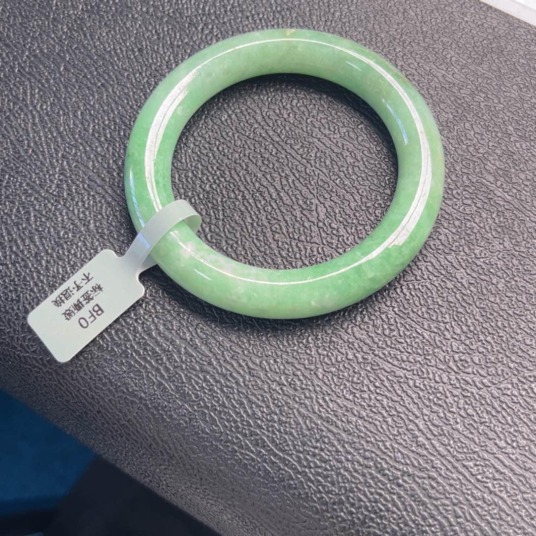 未镶嵌手镯翡翠545556。45