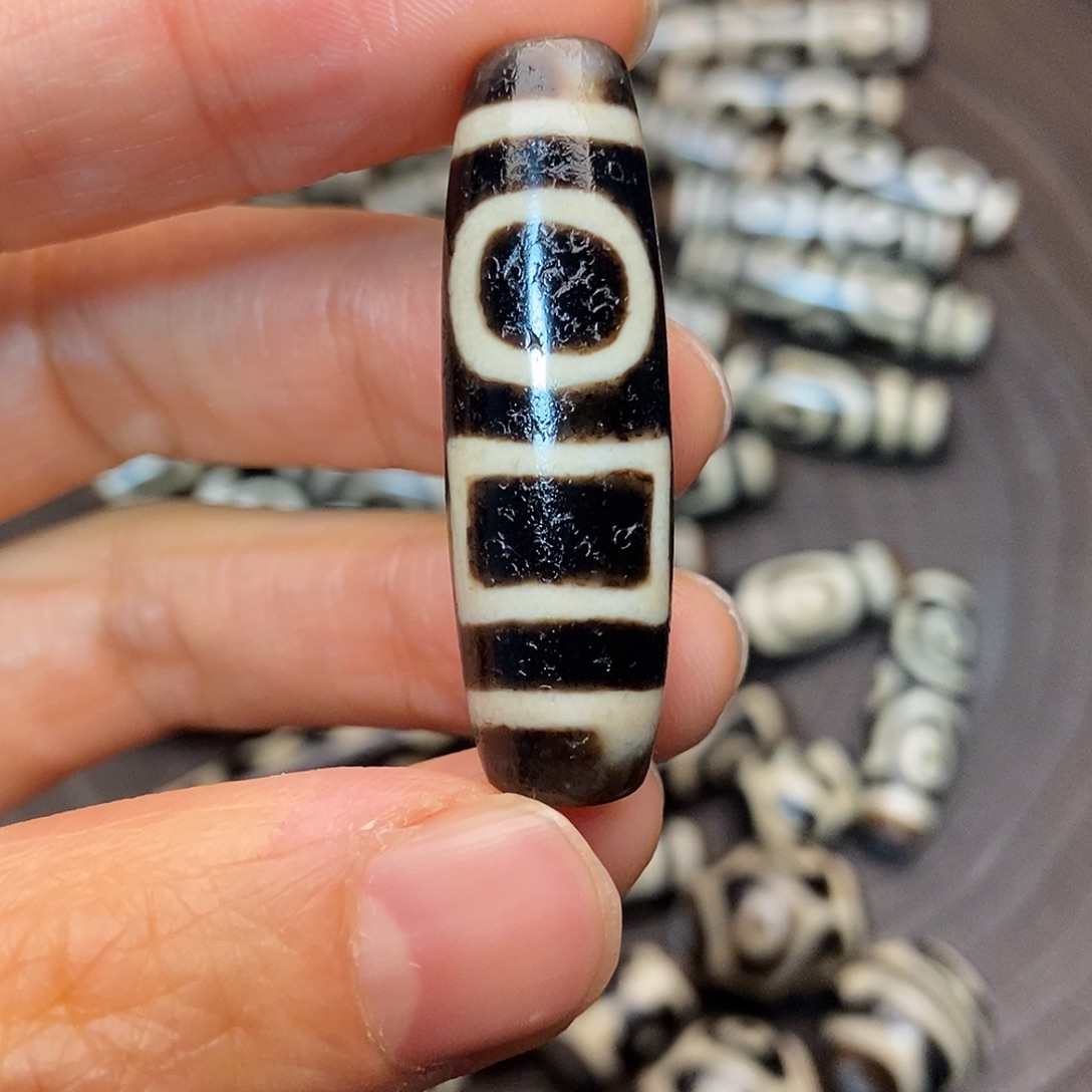 玛瑙/玉髓合金颈饰