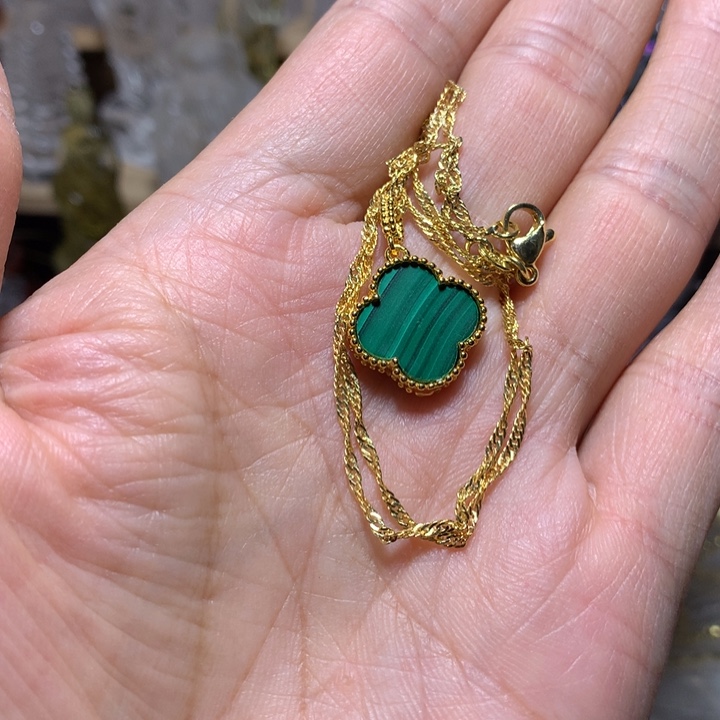 石英石合金手串吊坠四叶草