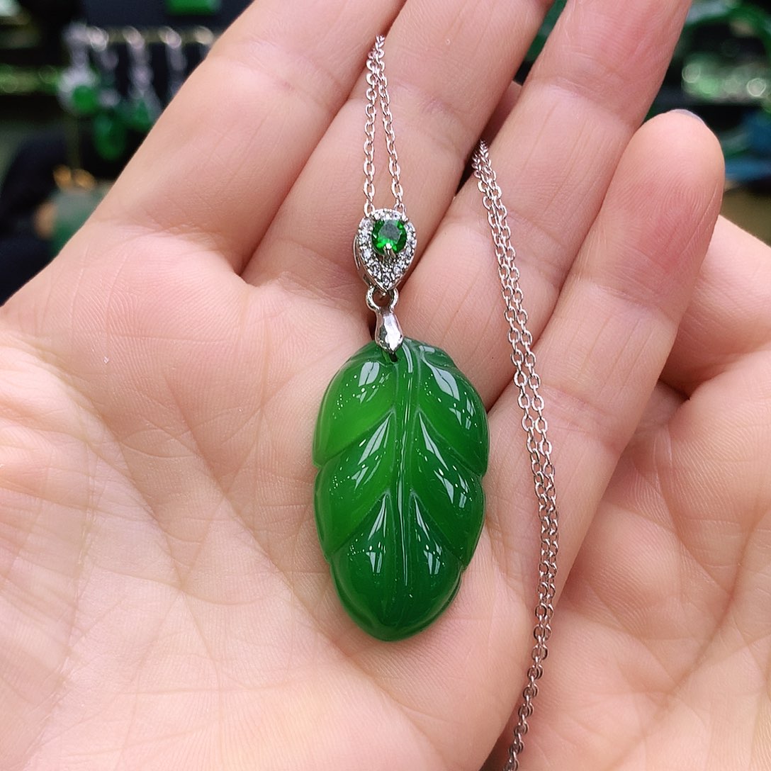 玛瑙/玉髓吊坠未镶嵌