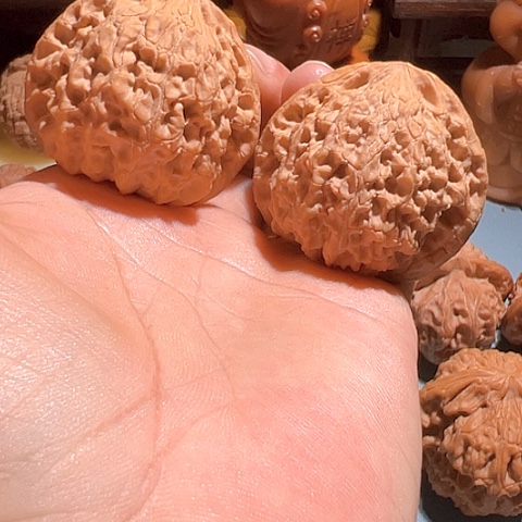 文玩核桃把件金毛狮王43
