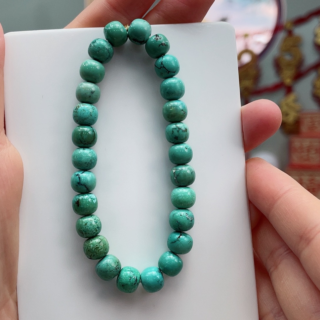 绿松石颈饰未镶嵌