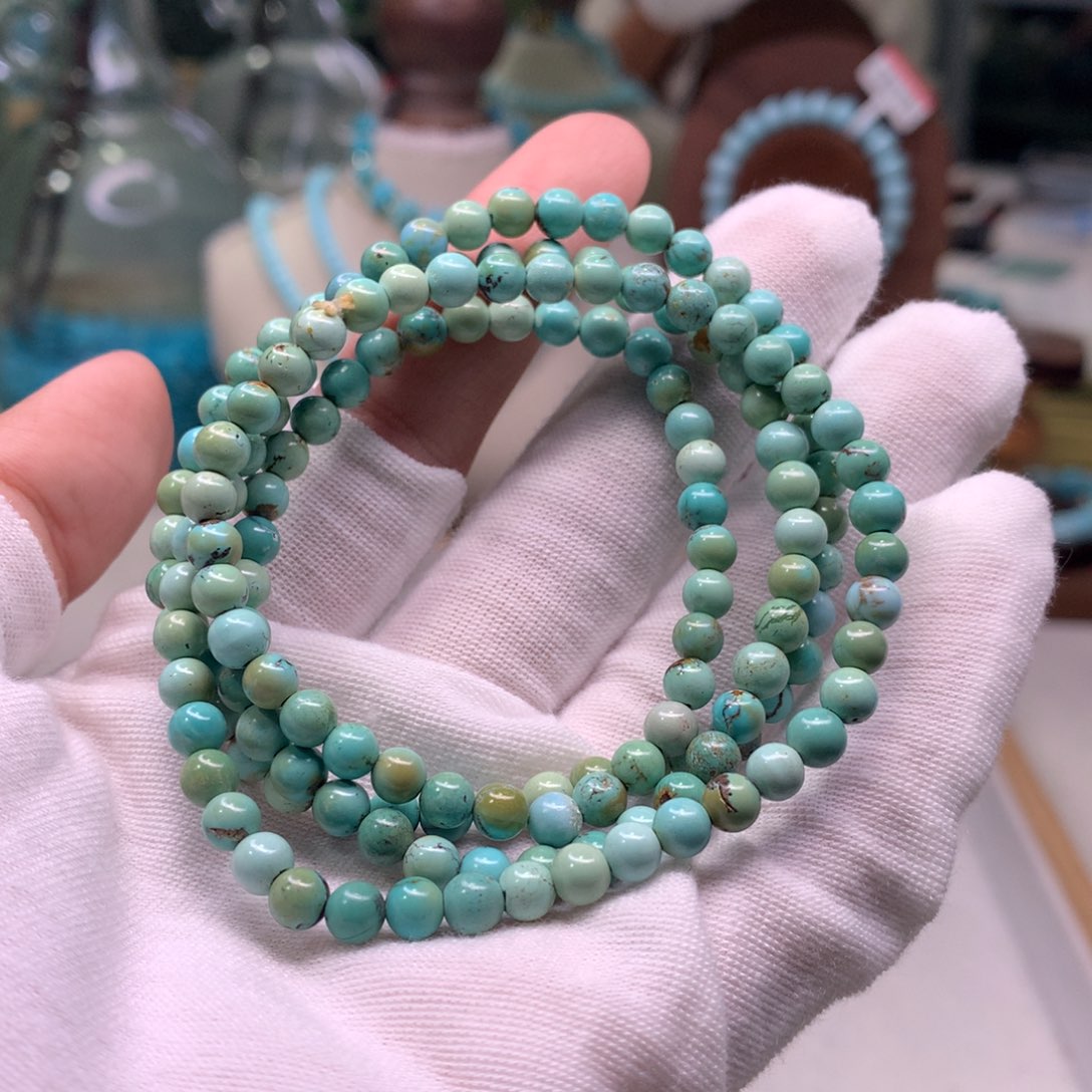 绿松石配饰未镶嵌