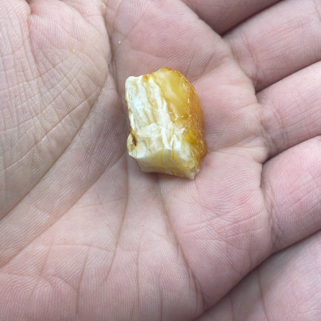 定制琥珀未镶嵌四****友天然琥珀