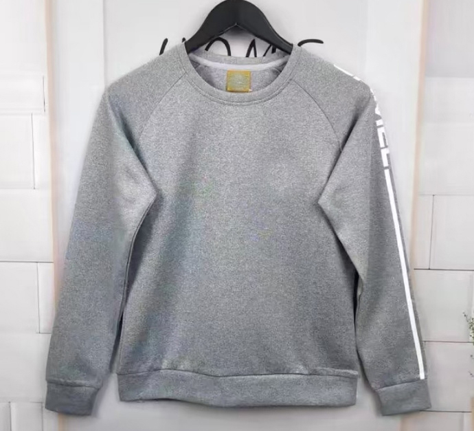 清仓处理秋季女款潮流字母印花圆领套头休闲卫衣青少年套头杉8604