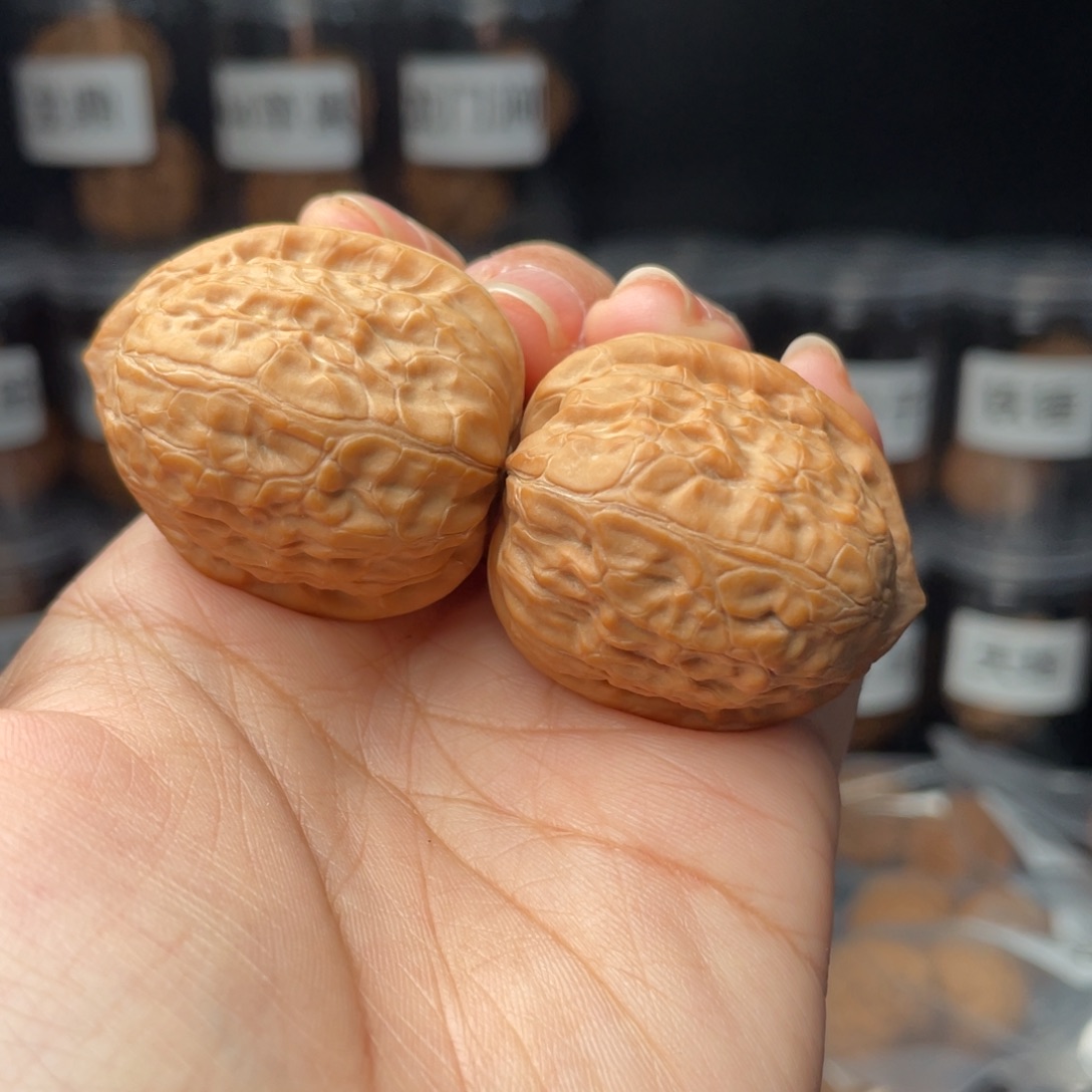 文玩核桃把件萌****?舍利子