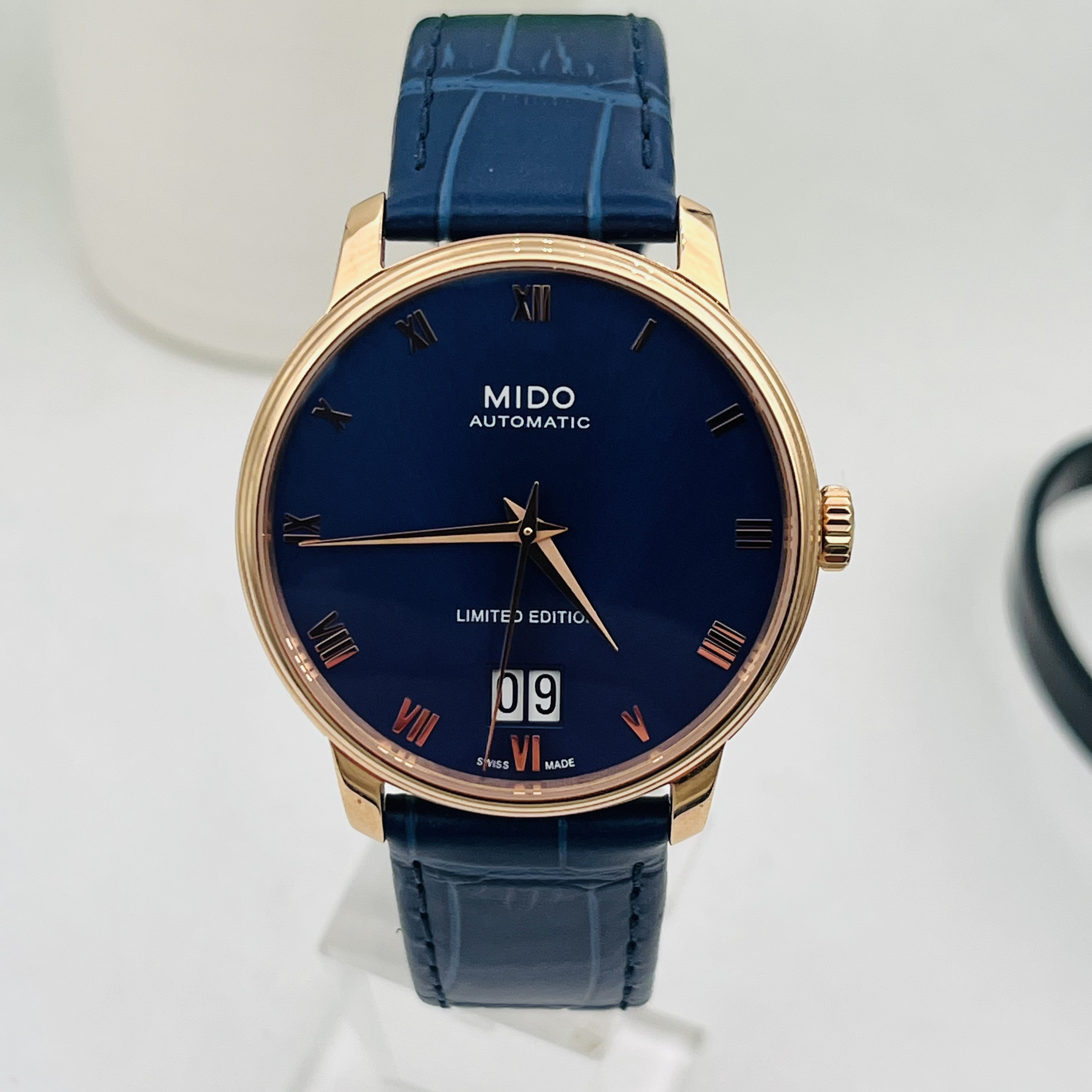 99新 Mido/美度 臻时/贝伦赛丽蓝金大日历瑞士机械男士腕表40盘