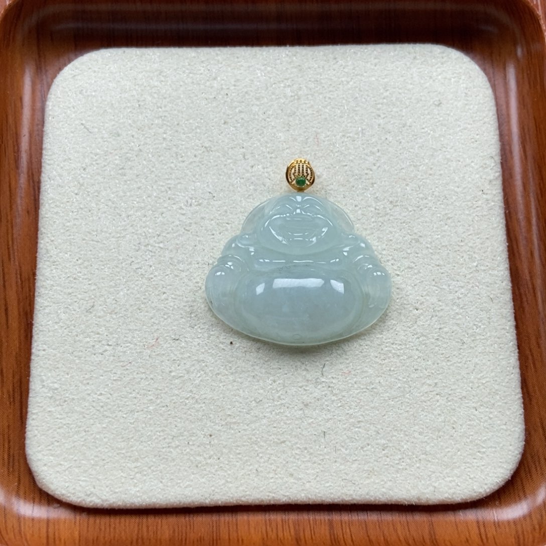 翡翠未镶嵌颈饰佛公