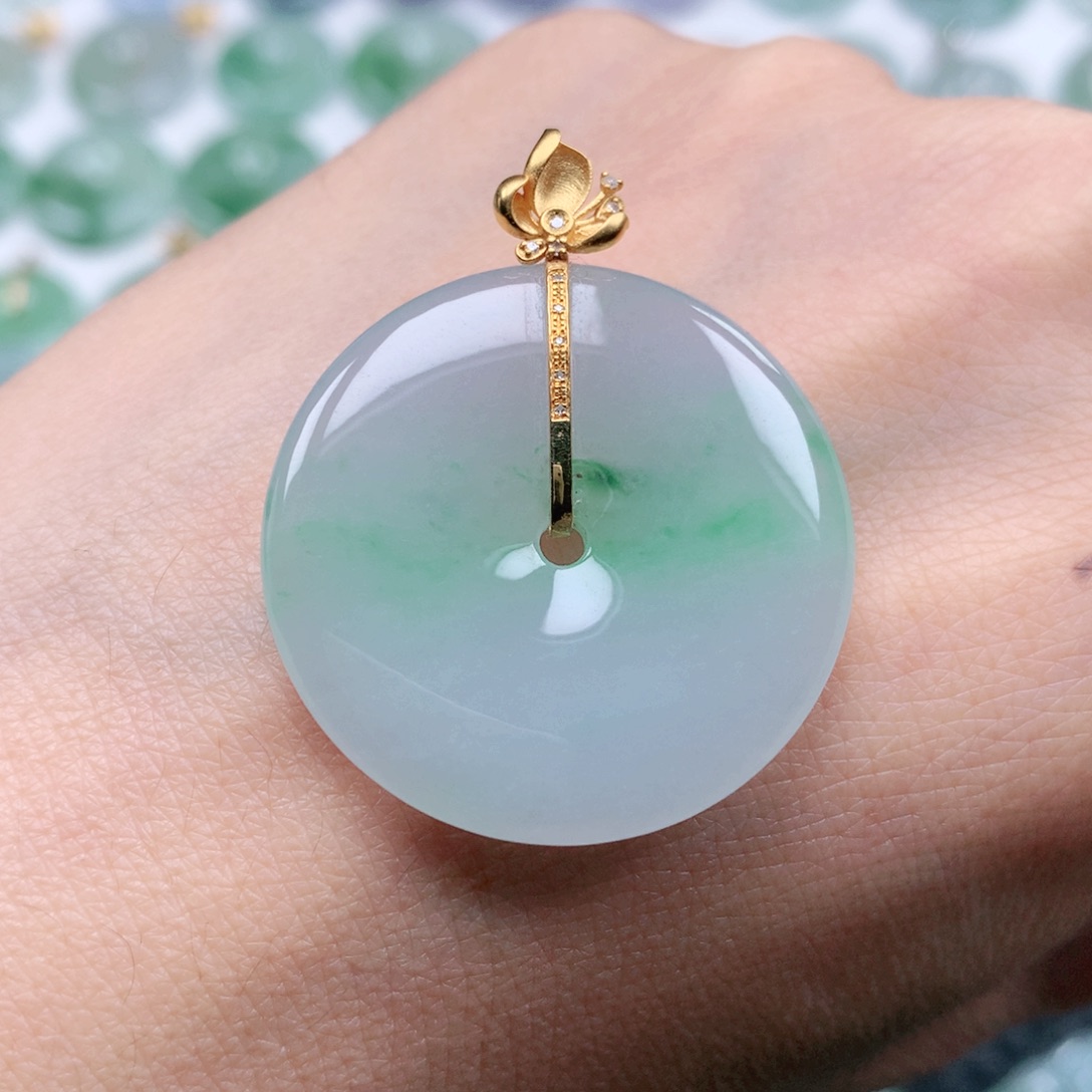 翡翠吊坠(不含链)18K金镶嵌