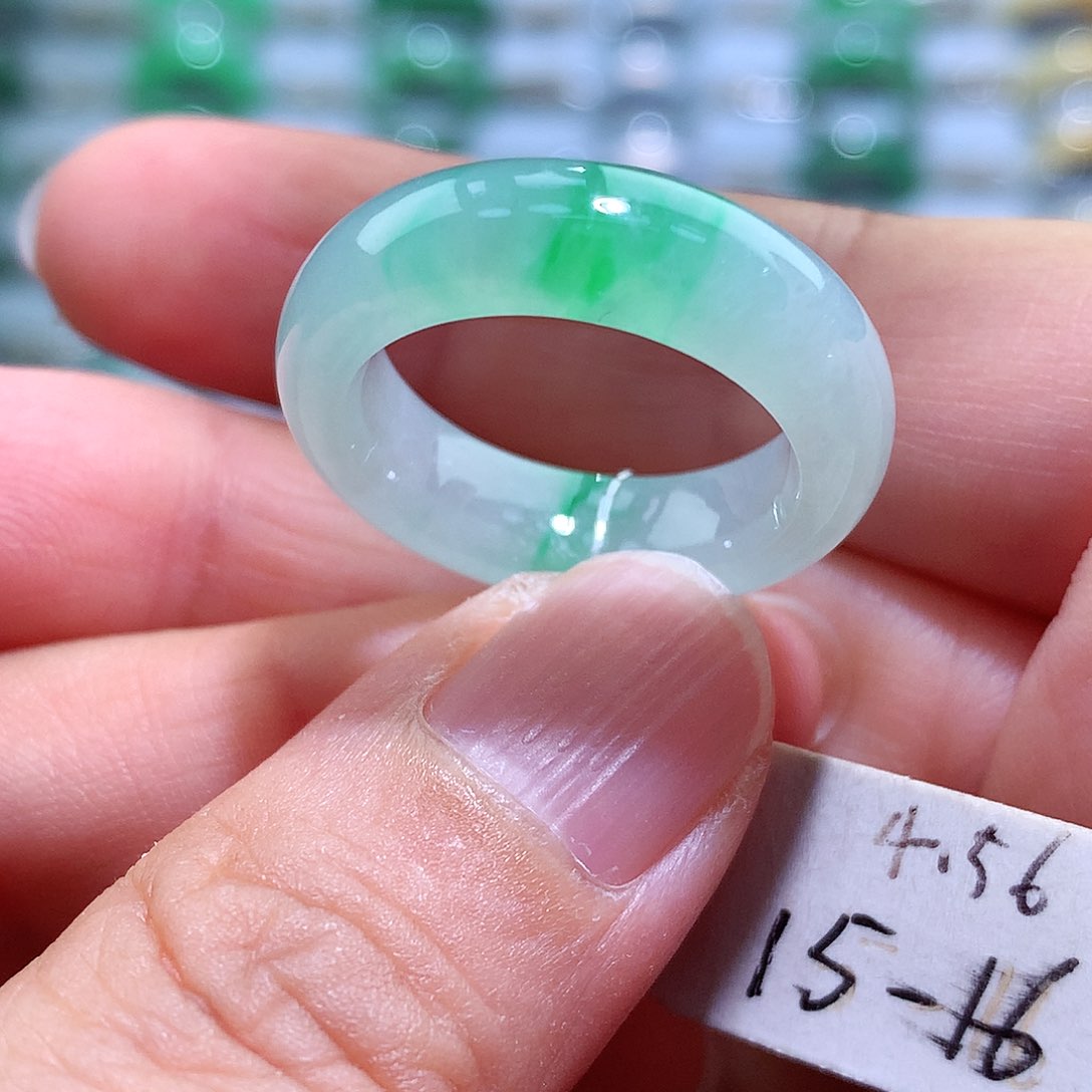 翡翠戒指未镶嵌15-16号