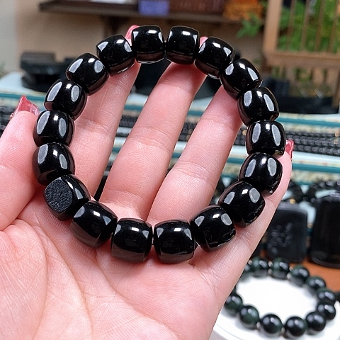 和田玉手链未镶嵌