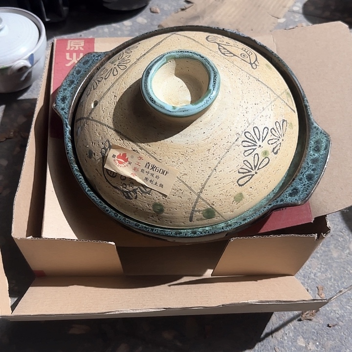 瓷片陶瓷盘子碗啥都有