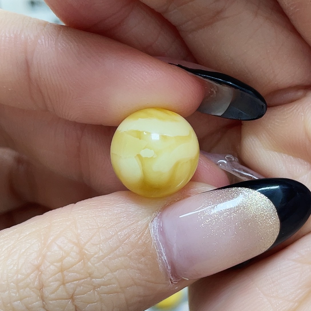 琥珀珠宝奇石未镶嵌13.5mm微瑕