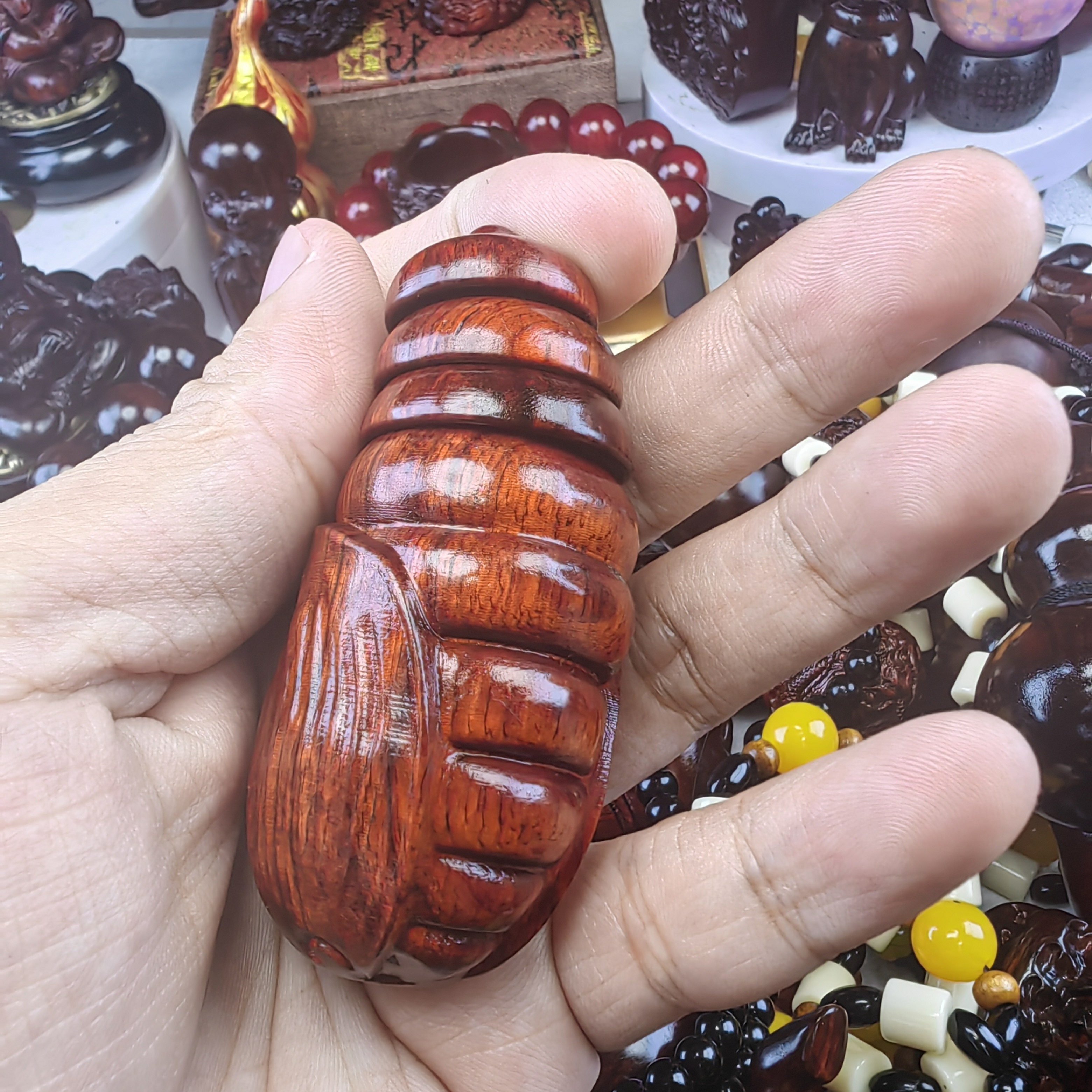 紫檀木高密高油东西南北蝉蛹手把件