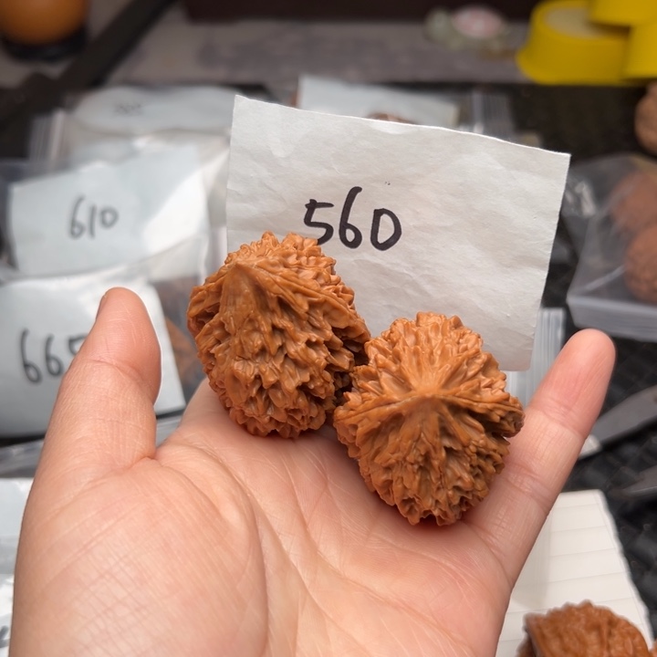 核桃39尺寸招财鼠