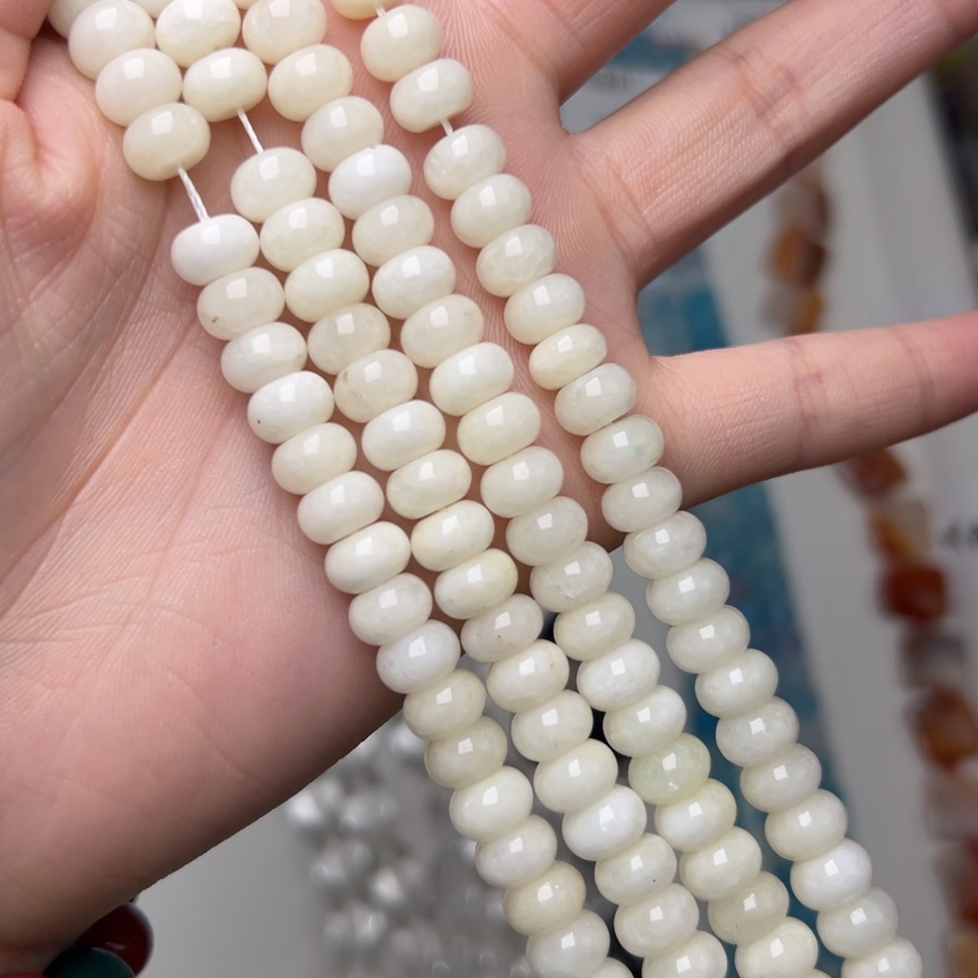玛瑙/玉髓合金珠宝半成品K694。8mm奶白杏玉算盘珠一条