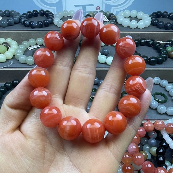 一***涵南红玛瑙未镶嵌手链