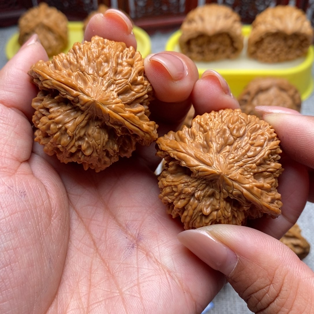 文玩核桃把件莲*满天星45全