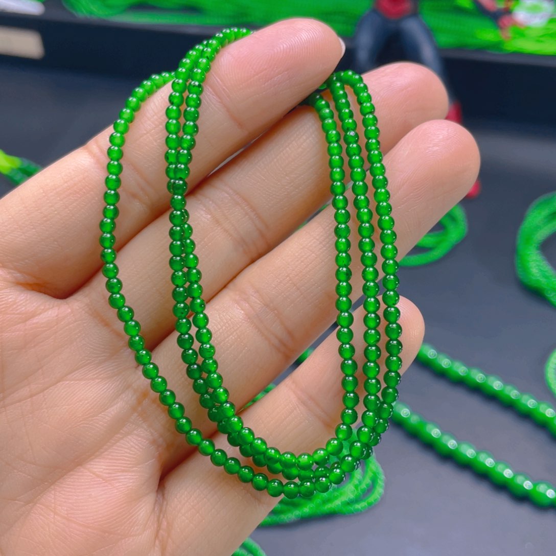 翡翠颈饰未镶嵌，1