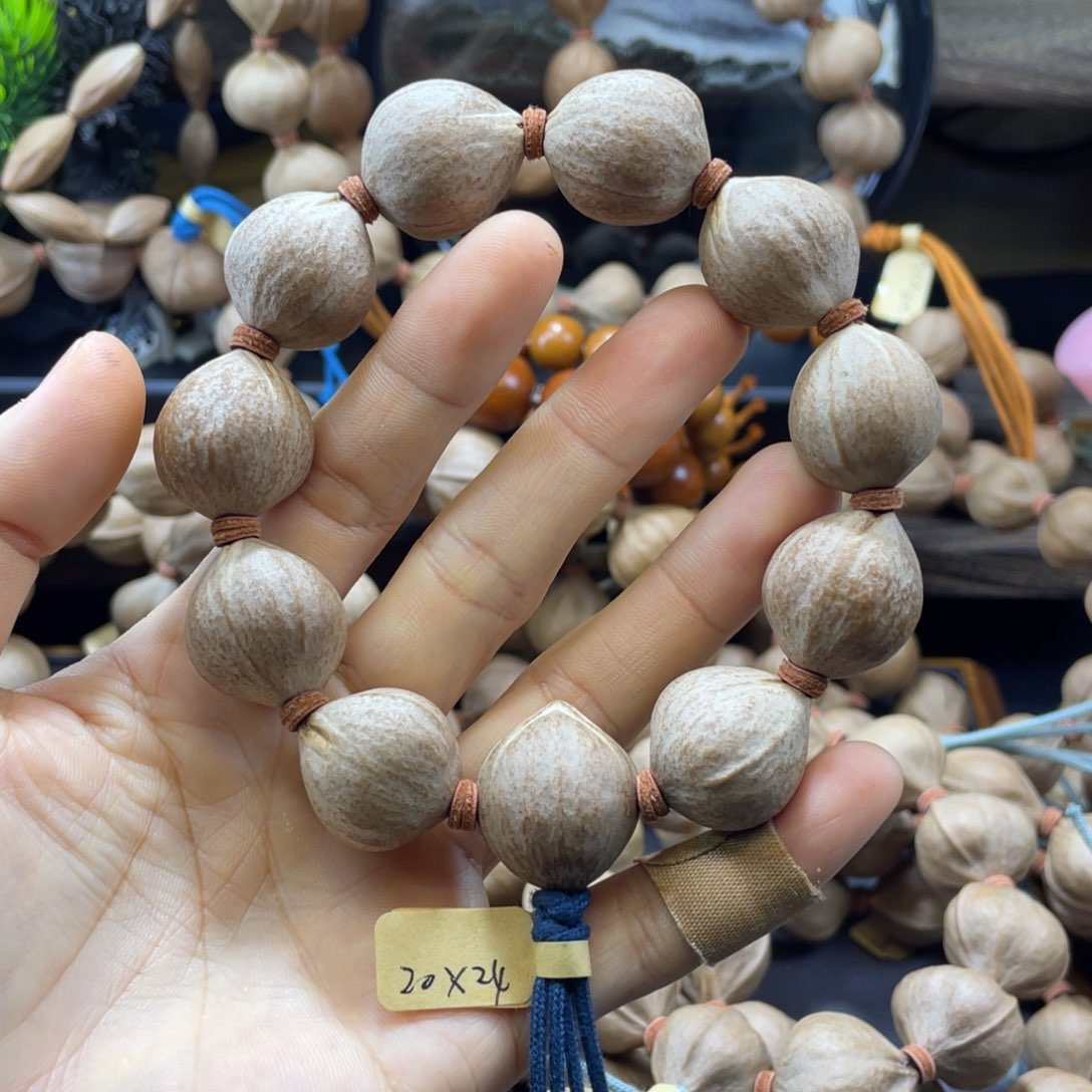 宁***为吊坠橄榄核2024老料